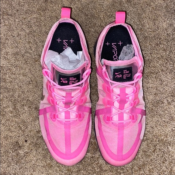 Nike Pink Vapormax’s - Picture 2 of 7